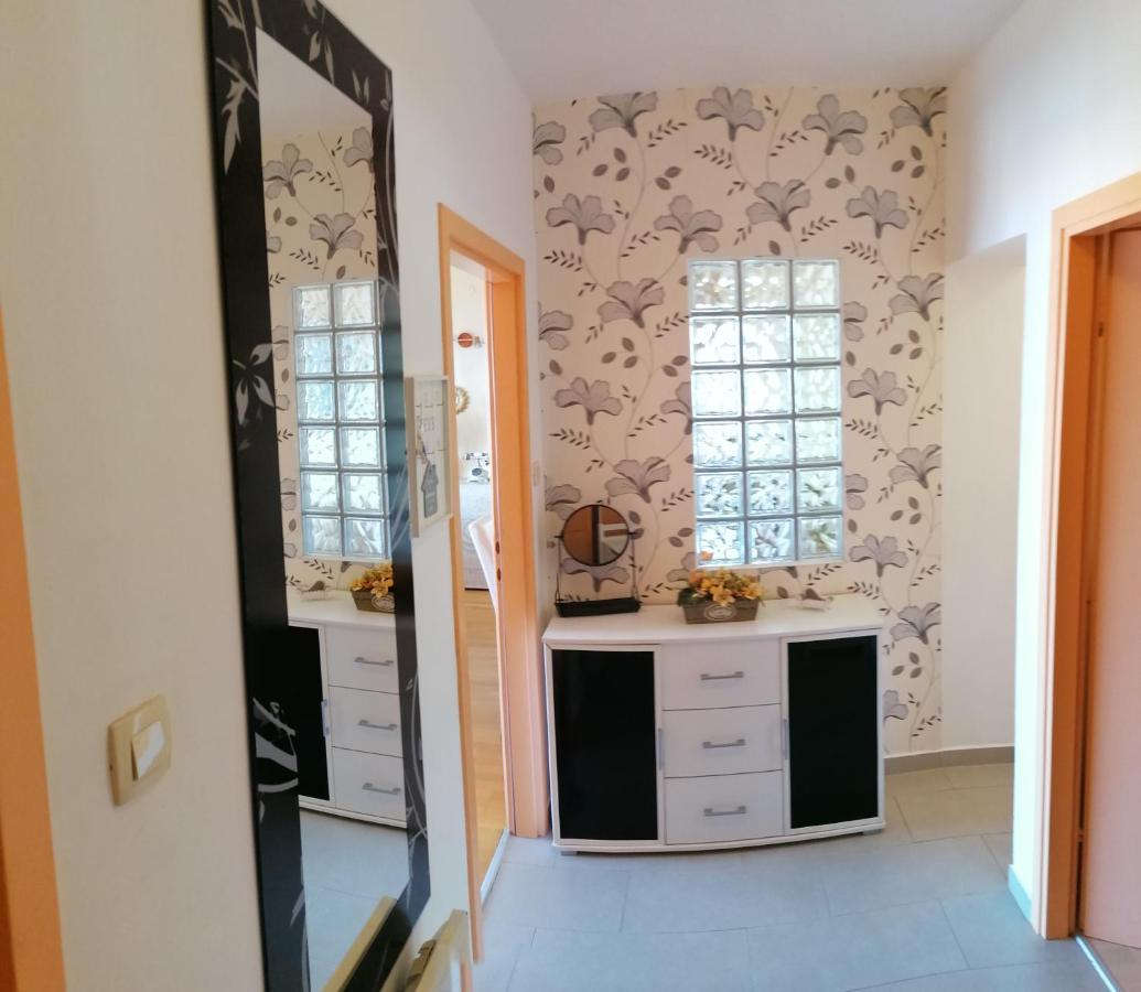 Apartmani Zafaranic Crikvenica Exterior photo